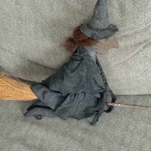 Primitive hanging Witch with Broom - Black